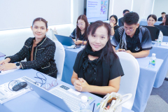 P1403053