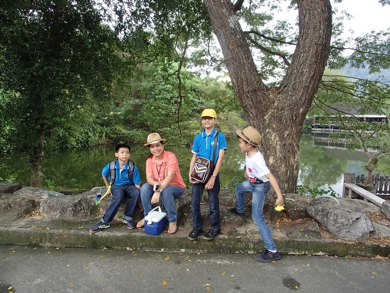 PB270427_resize