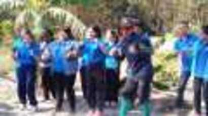 10850774_865619473469323_1467821745_n