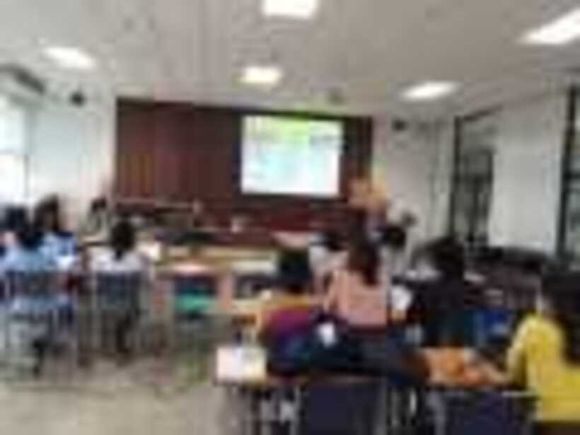 s__5570603