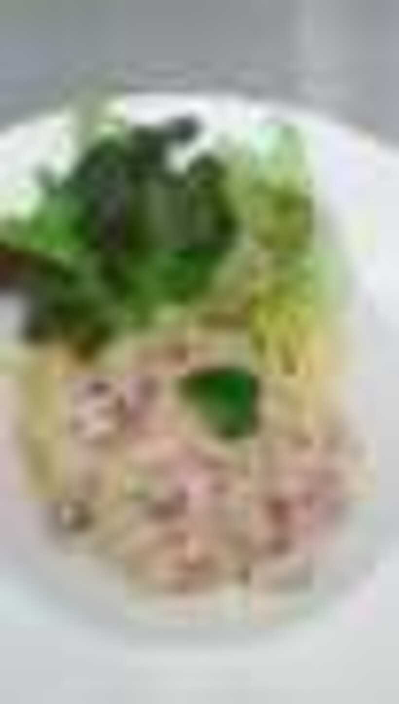 10827