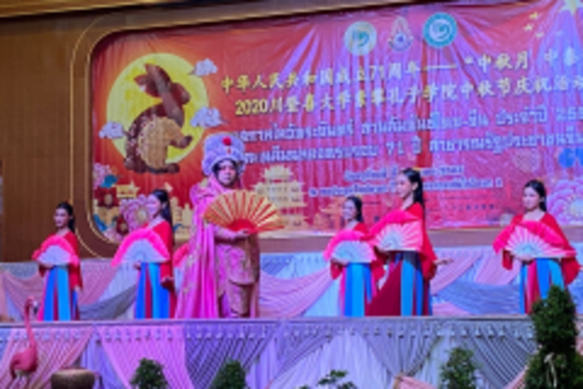 ไหว้พระจันทร์-วันชาติจีน1102563_๒๐๑๐๐๑_0009