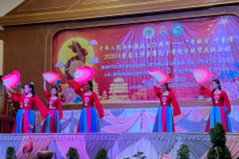 ไหว้พระจันทร์-วันชาติจีน1102563_๒๐๑๐๐๑_0012