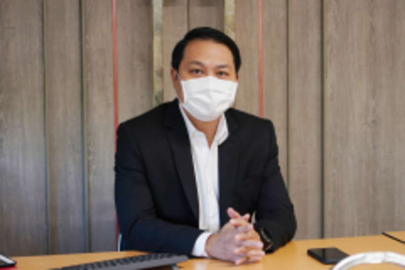 LINE_ALBUM_180165_220118_129