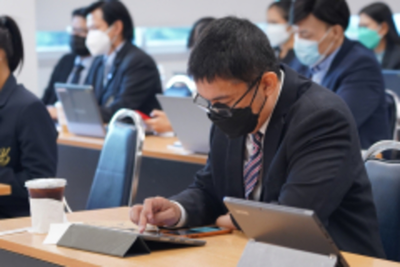 LINE_ALBUM_190165_220119_105