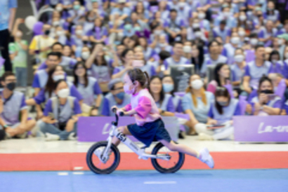 085A1772