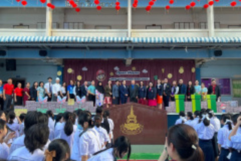 LINE_ALBUM_โรงเรียนสตรีวัดมหาพฤฒาราม-09-02-67_240209_23