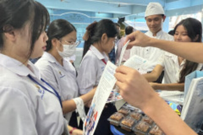 LINE_ALBUM_โรงเรียนสตรีวัดมหาพฤฒาราม-09-02-67_240209_38