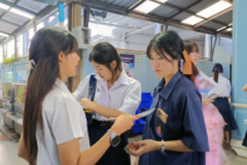 LINE_ALBUM_โรงเรียนสตรีวัดมหาพฤฒาราม-09-02-67_240209_63