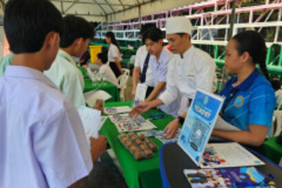 LINE_ALBUM_ส.ธ._240212_56
