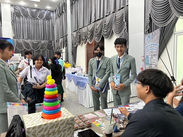LINE_ALBUM_รร.ธรรมศาสตร์คลองหลวง_240731_56_resize