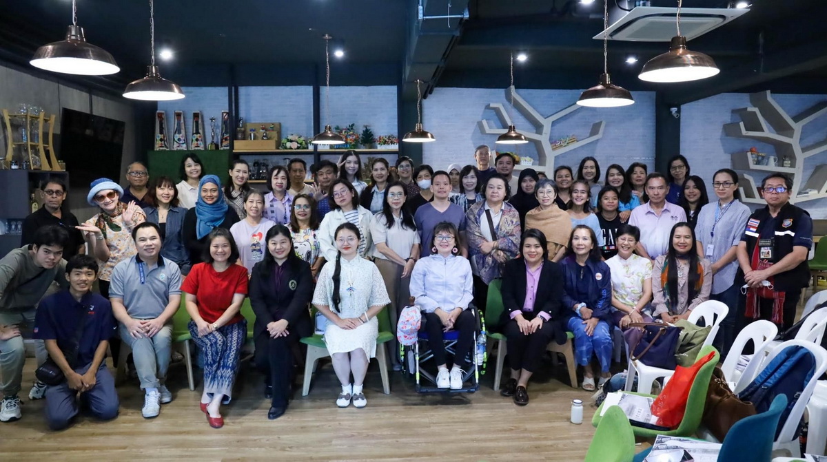LINE_ALBUM_ภาษาจีน_240902_21_resize