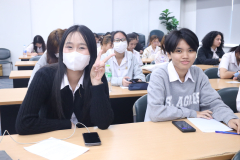 LINE_ALBUM_24-06-2568-โรงเรียนกฏหมายและการเมือง_250624_65