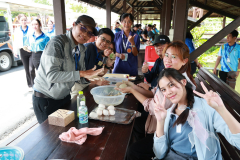 240-D2_resize