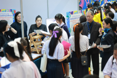 LINE_ALBUM_CMU2_251115_100