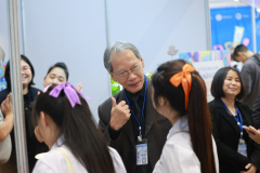 LINE_ALBUM_CMU2_251115_103