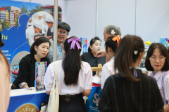 LINE_ALBUM_CMU2_251115_105