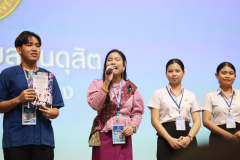 LINE_ALBUM_CMU2_251115_162