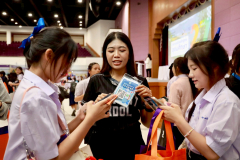 LINE_ALBUM_CMU2_251115_45