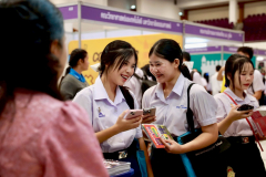 LINE_ALBUM_CMU2_251115_50