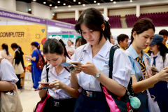 LINE_ALBUM_CMU2_251115_54