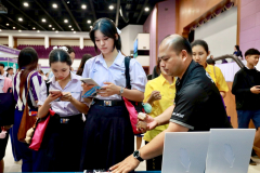 LINE_ALBUM_CMU2_251115_59