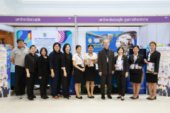 LINE_ALBUM_CMU2_251115_66