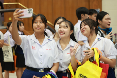 LINE_ALBUM_CMU2_251115_81