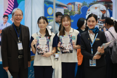 LINE_ALBUM_CMU2_251115_86