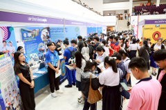 LINE_ALBUM_CMU2_251115_20