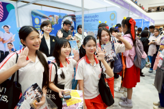 LINE_ALBUM_CMU2_251115_6