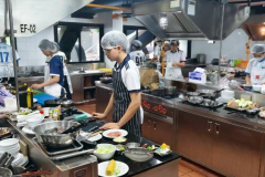 LINE_ALBUM_20112025-ทำอาหาร_251125_61