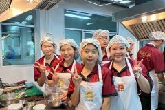 LINE_ALBUM_สัมผัสภาษา-ปี-2025_251120_73