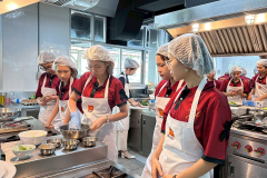 LINE_ALBUM_สัมผัสภาษา-ปี-2025_251120_76