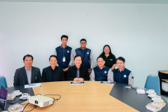 LINE_ALBUM_251168_251125_30