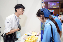 LINE_ALBUM_UBU-D-1_260703_103