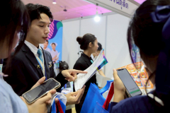 LINE_ALBUM_UBU-D-1_260703_144