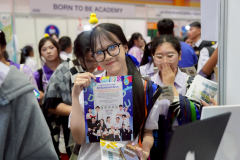 LINE_ALBUM_UBU-D-1_260703_20