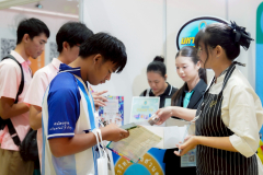 LINE_ALBUM_UBU-D-2_260703_120