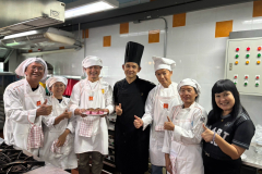LINE_ALBUM_11-12-กค_260731_2