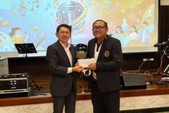 LINE_ALBUM_English-Karaoke-Singing-Contest_260811_111