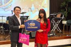 LINE_ALBUM_English-Karaoke-Singing-Contest_260811_120