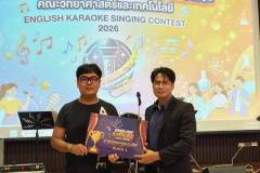 LINE_ALBUM_English-Karaoke-Singing-Contest_260811_121