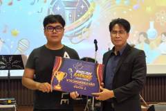 LINE_ALBUM_English-Karaoke-Singing-Contest_260811_122