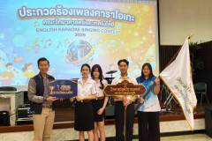 LINE_ALBUM_English-Karaoke-Singing-Contest_260811_124