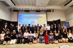 LINE_ALBUM_English-Karaoke-Singing-Contest_260811_129