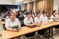 LINE_ALBUM_English-Karaoke-Singing-Contest_260811_21