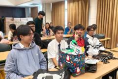 LINE_ALBUM_English-Karaoke-Singing-Contest_260811_27