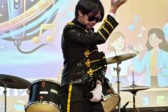 LINE_ALBUM_English-Karaoke-Singing-Contest_260811_30