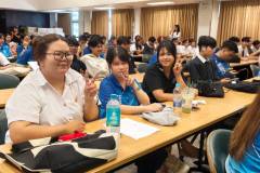 LINE_ALBUM_English-Karaoke-Singing-Contest_260811_44